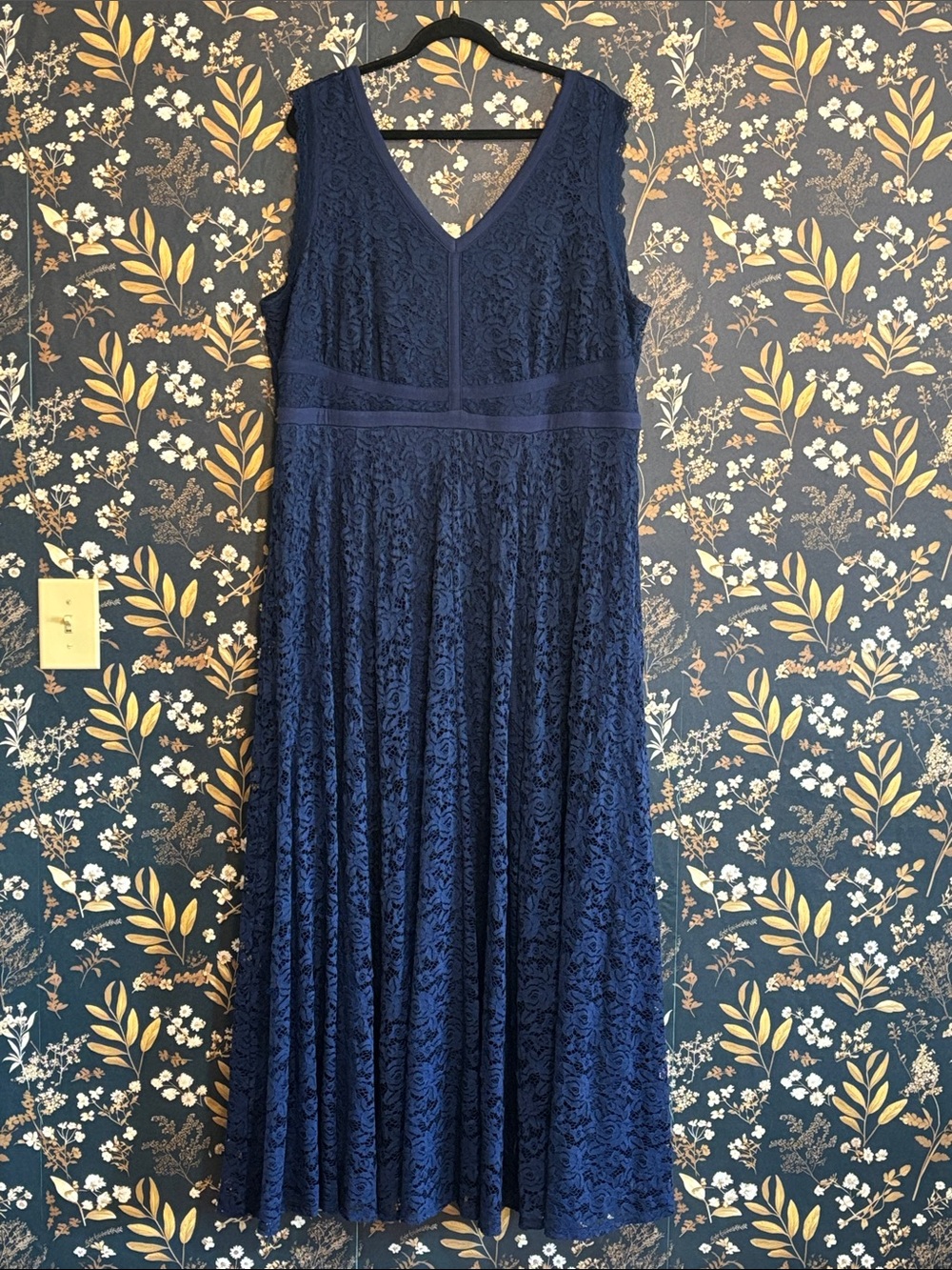 Torrid Navy Blue Maxi Lace Special Occasion Dress Size 3